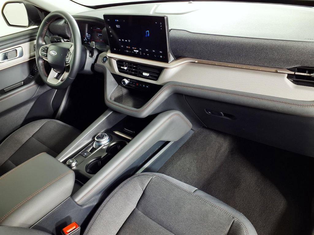 used 2025 Ford Explorer car, priced at $38,650