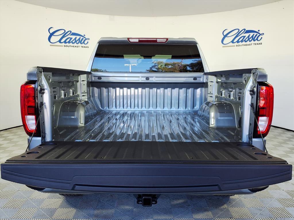 new 2026 GMC Sierra 1500 car, priced at $54,017