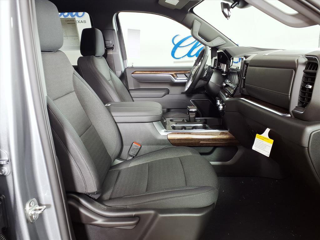 new 2026 GMC Sierra 1500 car, priced at $54,017