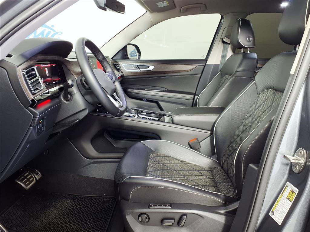 used 2024 Volkswagen Atlas car, priced at $34,806
