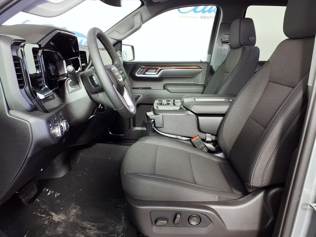new 2026 GMC Sierra 1500 car, priced at $51,576