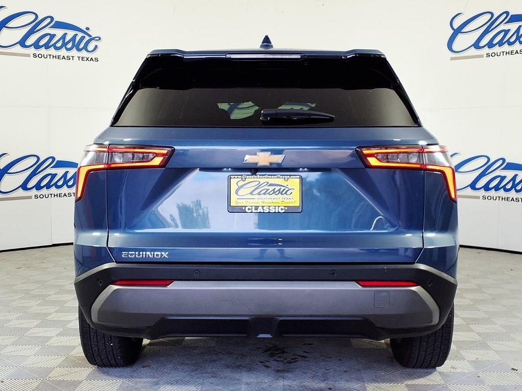 used 2025 Chevrolet Equinox car, priced at $26,903