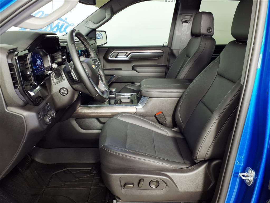 used 2024 Chevrolet Silverado 1500 car, priced at $42,998