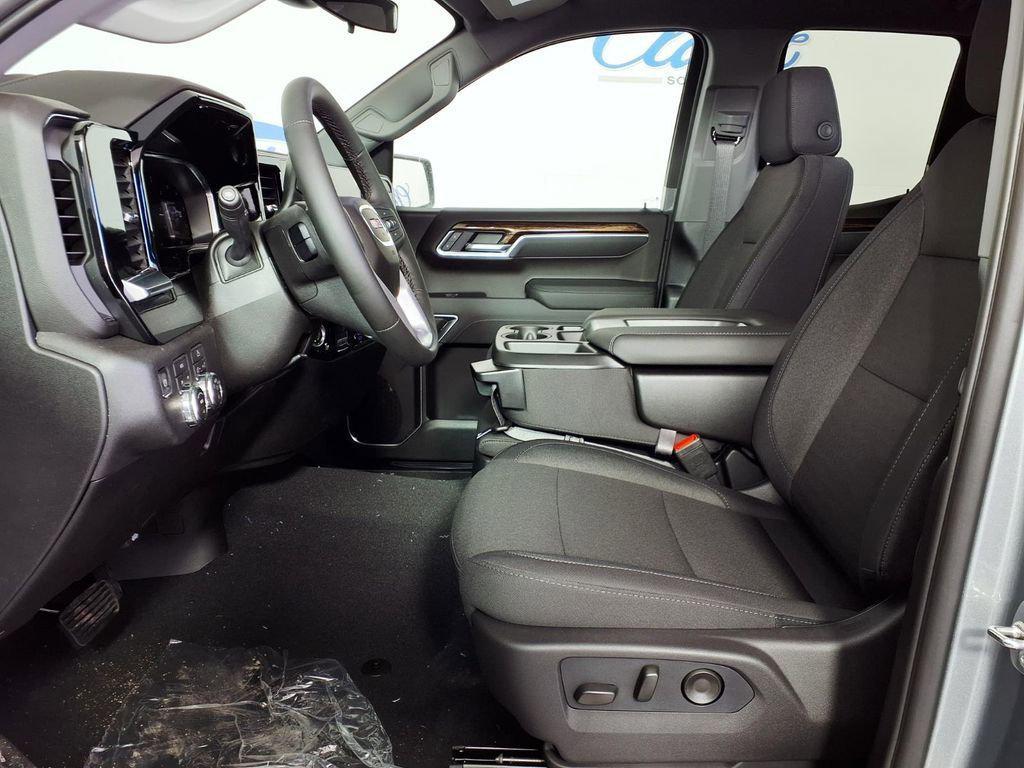new 2026 GMC Sierra 1500 car, priced at $48,417