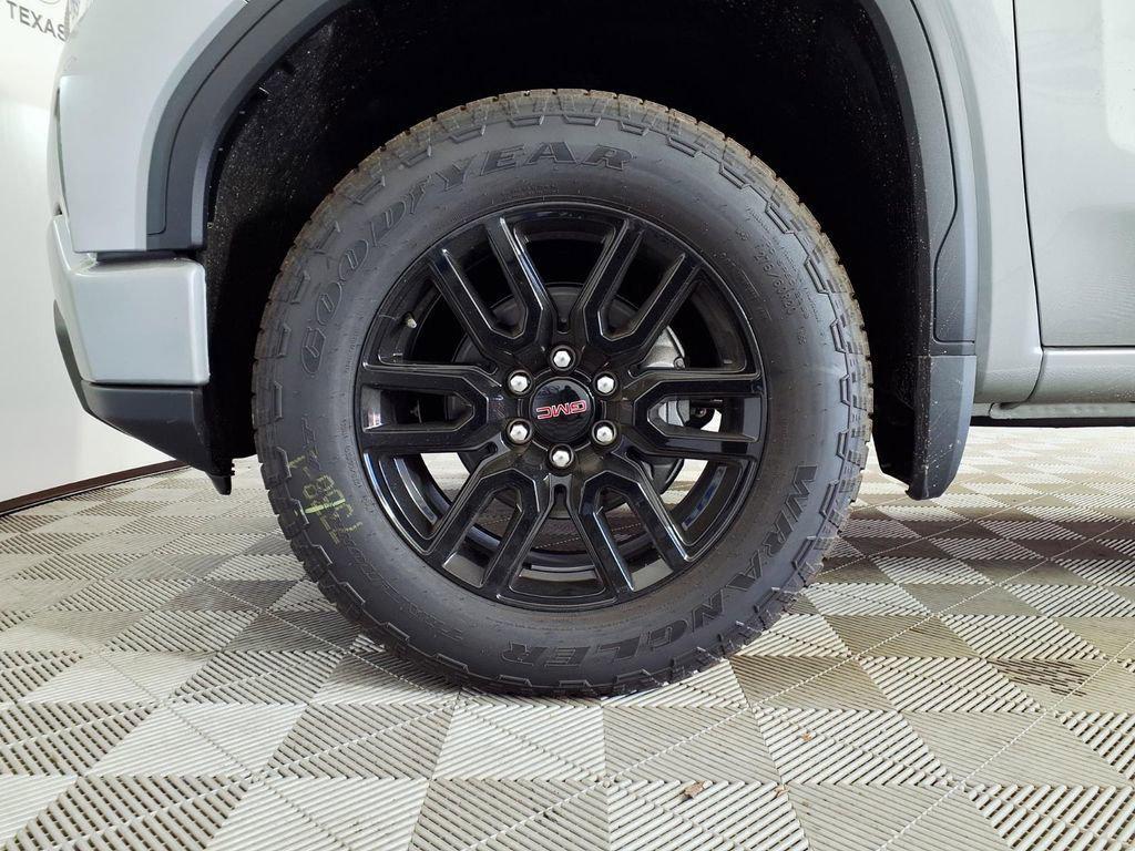 new 2026 GMC Sierra 1500 car, priced at $48,417