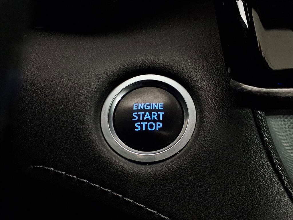 used 2021 Toyota Highlander car, priced at $35,012