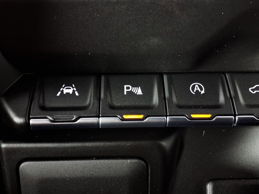 new 2026 GMC Sierra 1500 car, priced at $39,004