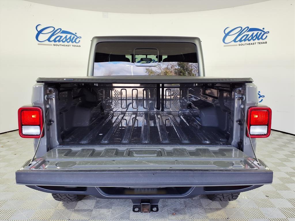 used 2022 Jeep Gladiator car, priced at $30,875