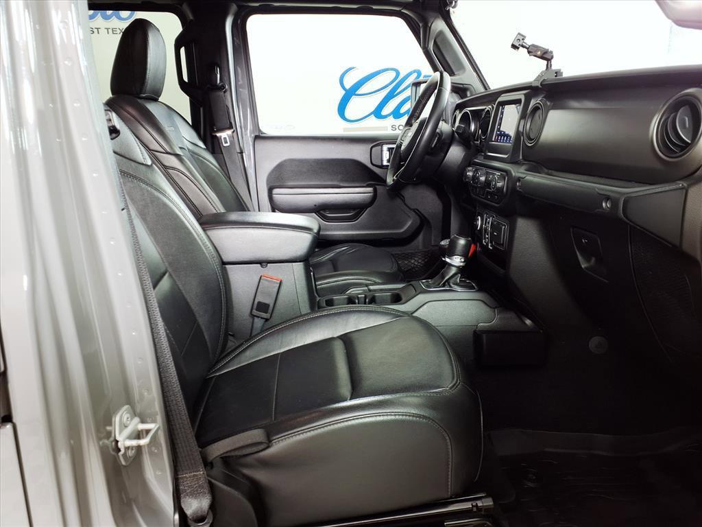 used 2022 Jeep Gladiator car, priced at $30,875