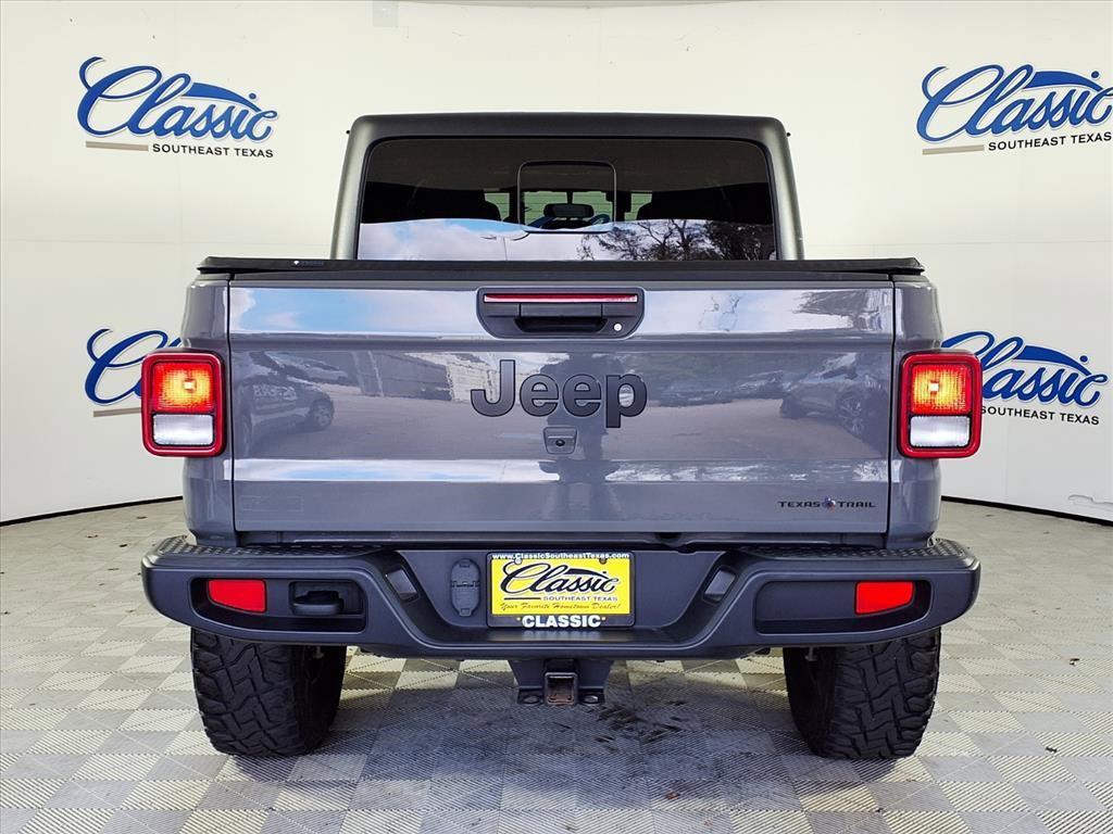 used 2022 Jeep Gladiator car, priced at $30,875