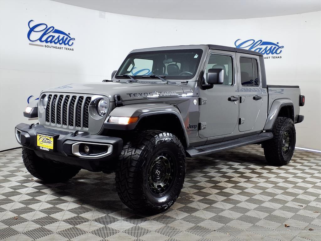 used 2022 Jeep Gladiator car, priced at $30,875