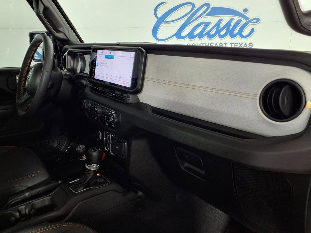 used 2024 Jeep Gladiator car, priced at $36,102