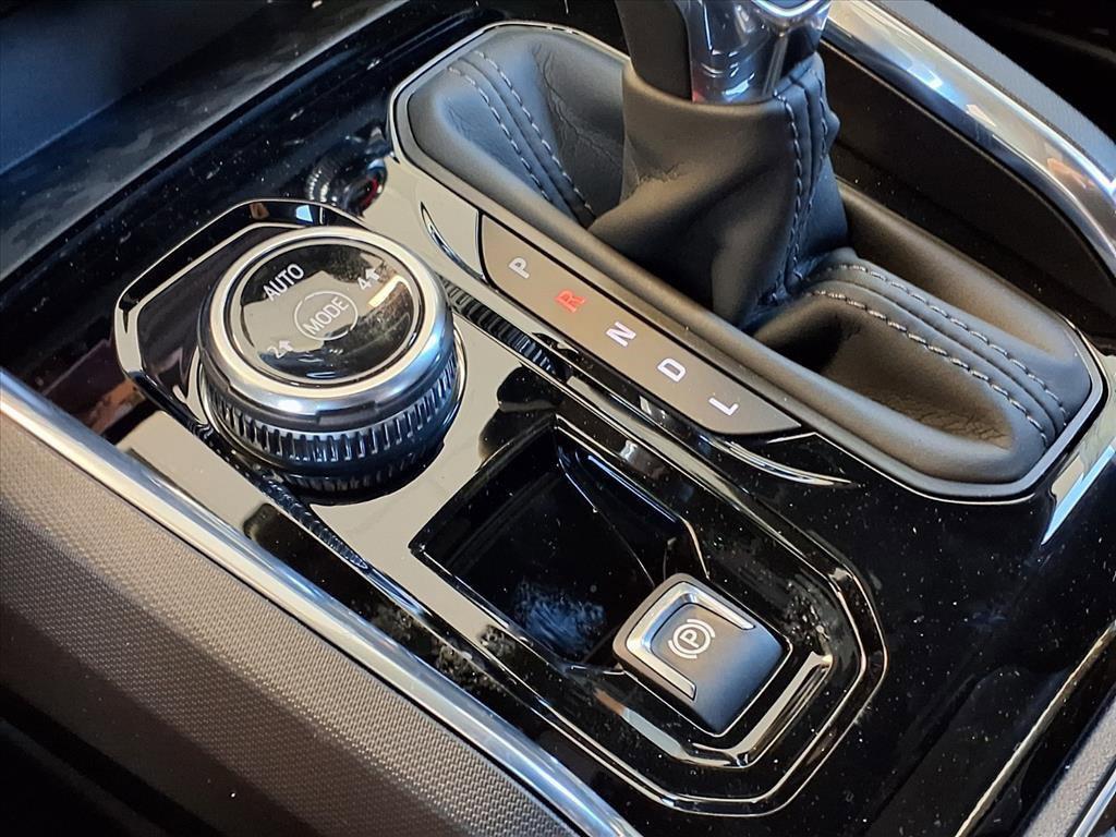 new 2026 GMC Canyon car, priced at $44,383