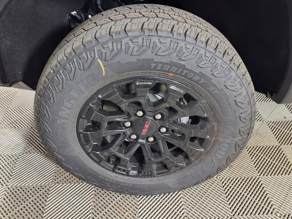 new 2026 GMC Canyon car, priced at $44,383