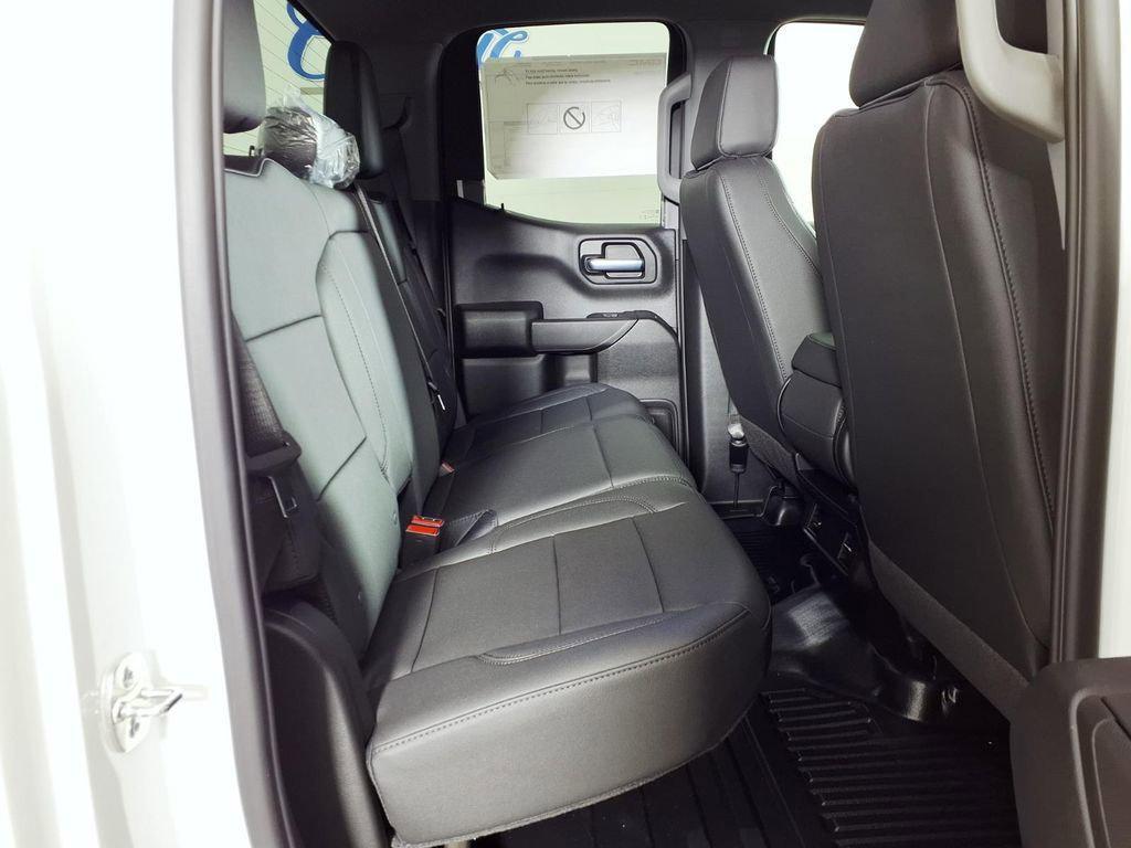 new 2026 GMC Sierra 1500 car, priced at $39,892