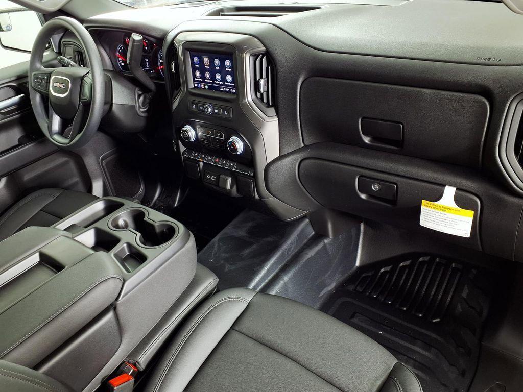 new 2026 GMC Sierra 1500 car, priced at $39,892