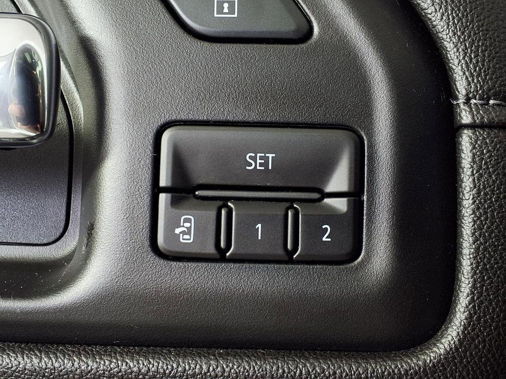 used 2020 GMC Sierra 1500 car, priced at $32,850