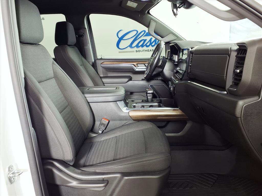 used 2022 Chevrolet Silverado 1500 car, priced at $40,977