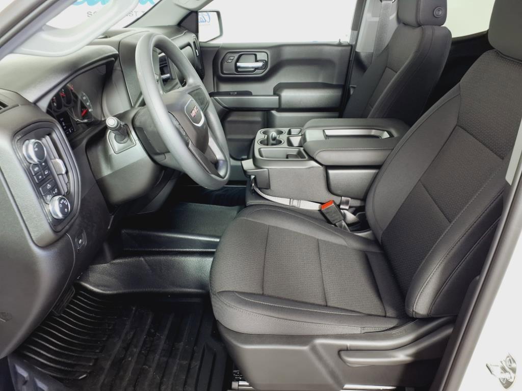 new 2026 GMC Sierra 1500 car, priced at $42,200