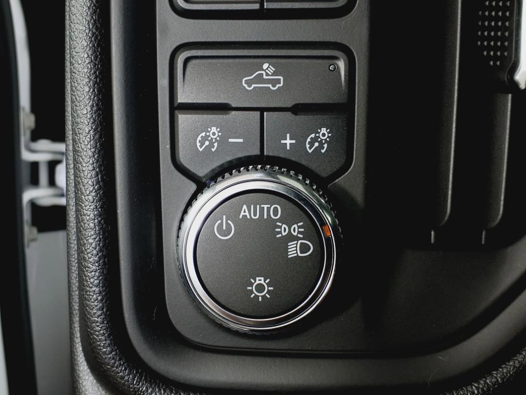 new 2026 GMC Sierra 1500 car, priced at $42,200