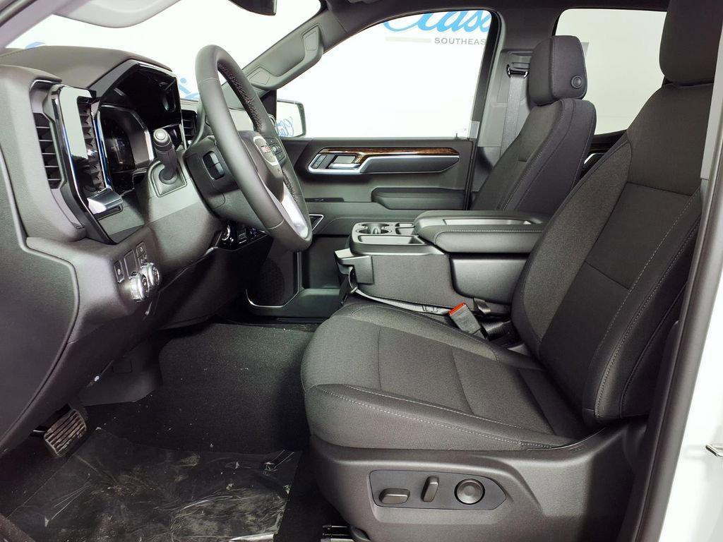 new 2026 GMC Sierra 1500 car, priced at $44,755