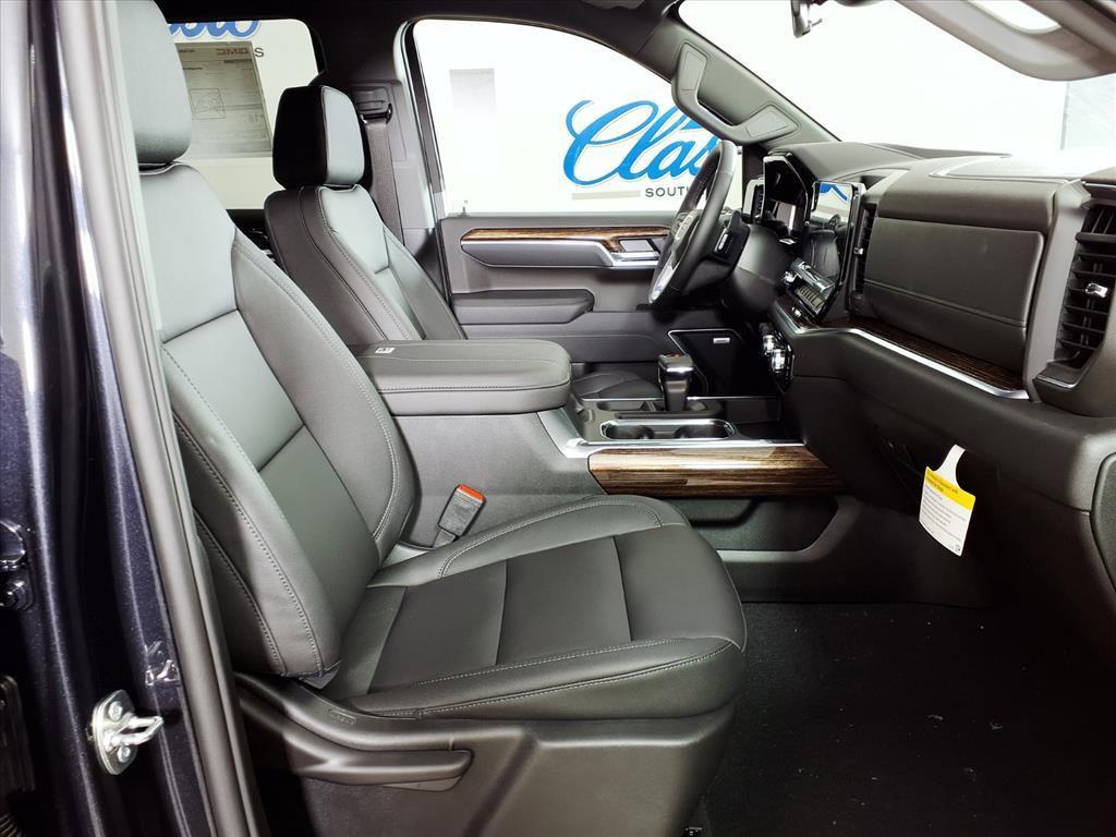 new 2026 GMC Sierra 1500 car, priced at $57,375