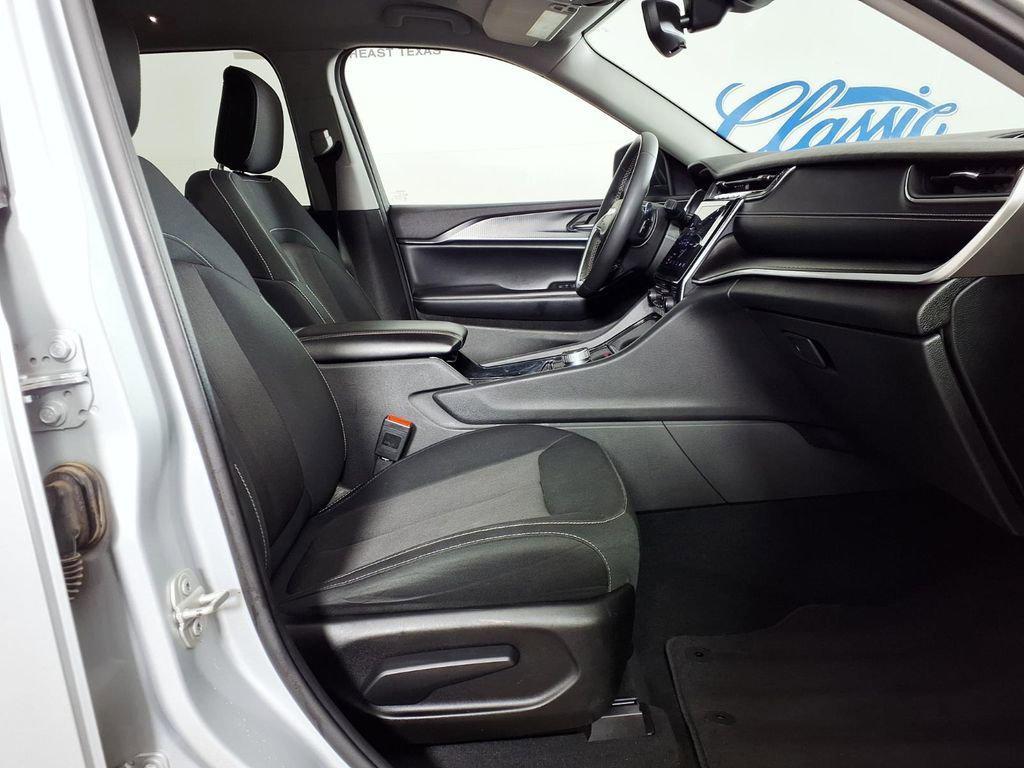 used 2023 Jeep Grand Cherokee car, priced at $25,998