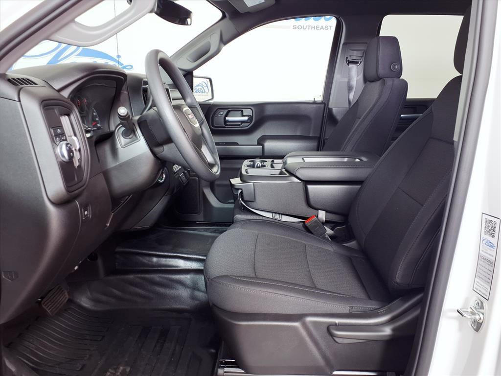 new 2026 GMC Sierra 1500 car, priced at $42,990