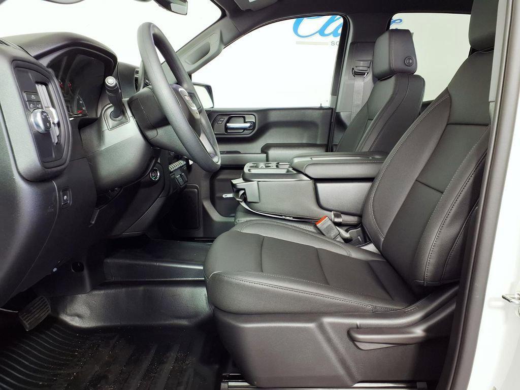 new 2026 GMC Sierra 1500 car, priced at $39,892