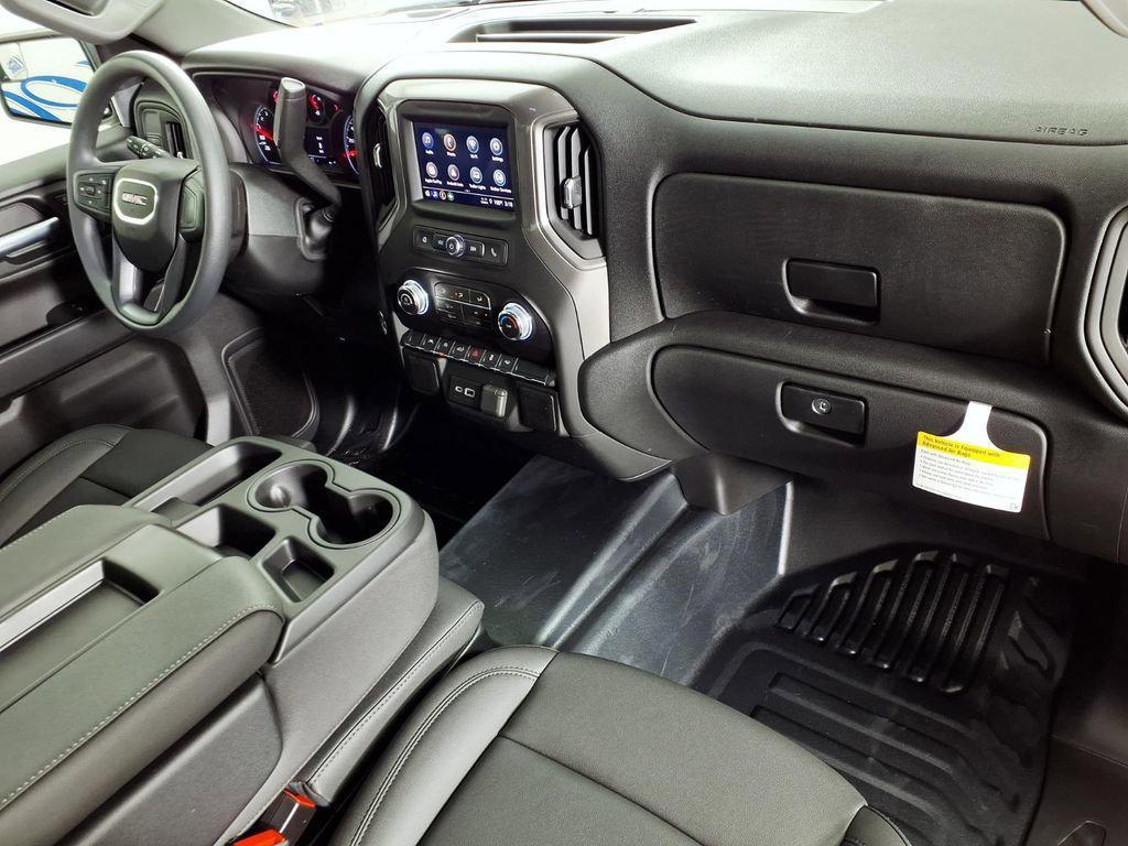 new 2026 GMC Sierra 1500 car, priced at $39,892