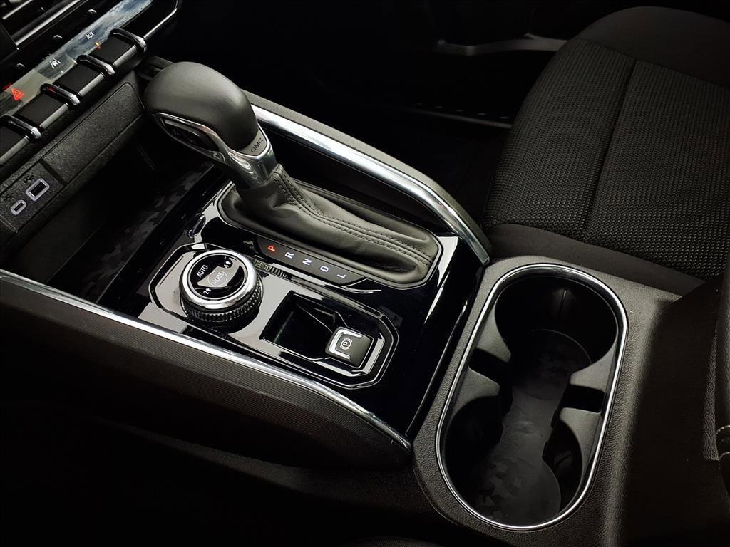 used 2024 GMC Canyon car, priced at $35,787