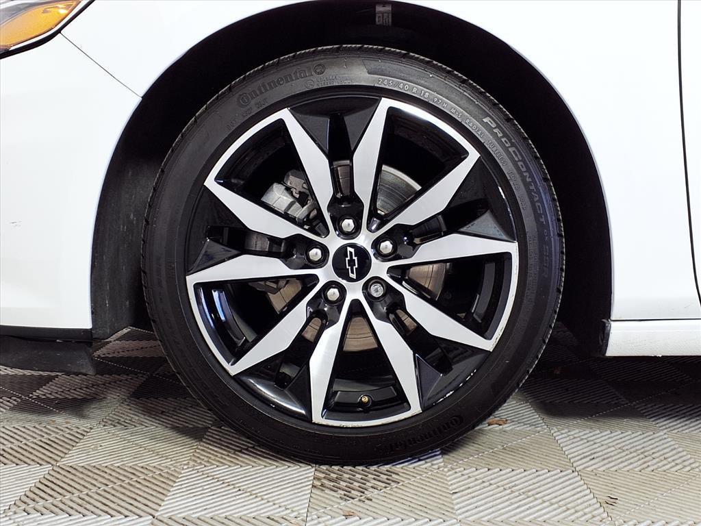 used 2025 Chevrolet Malibu car, priced at $22,999