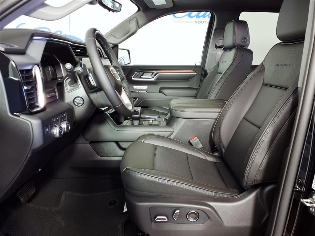 new 2026 GMC Sierra 1500 car, priced at $74,638