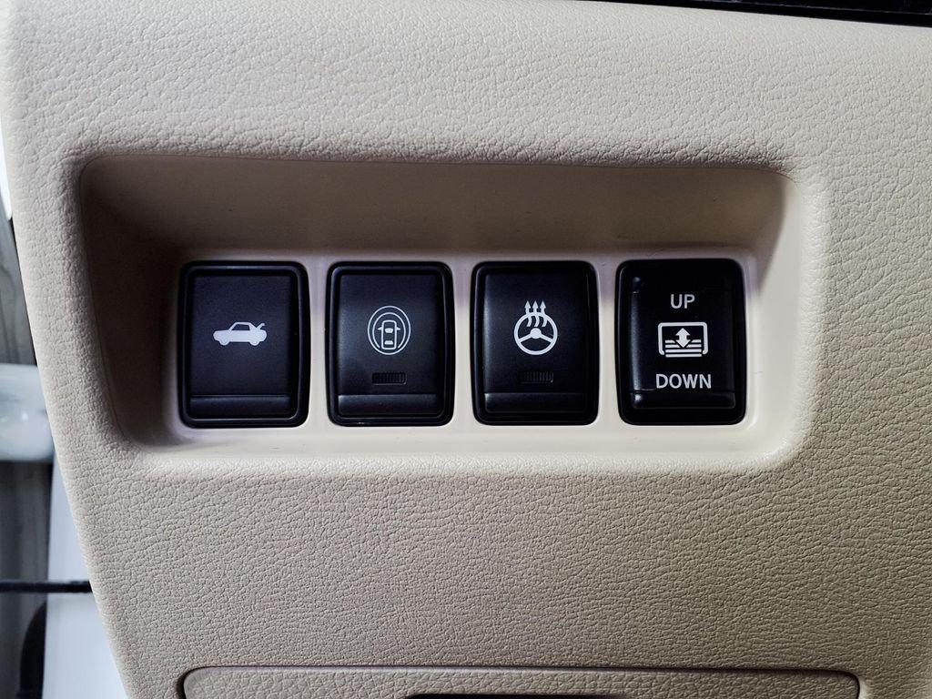 used 2022 Nissan Maxima car, priced at $24,556