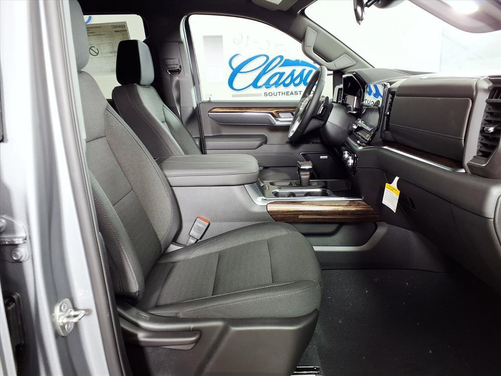 new 2026 GMC Sierra 1500 car, priced at $56,366