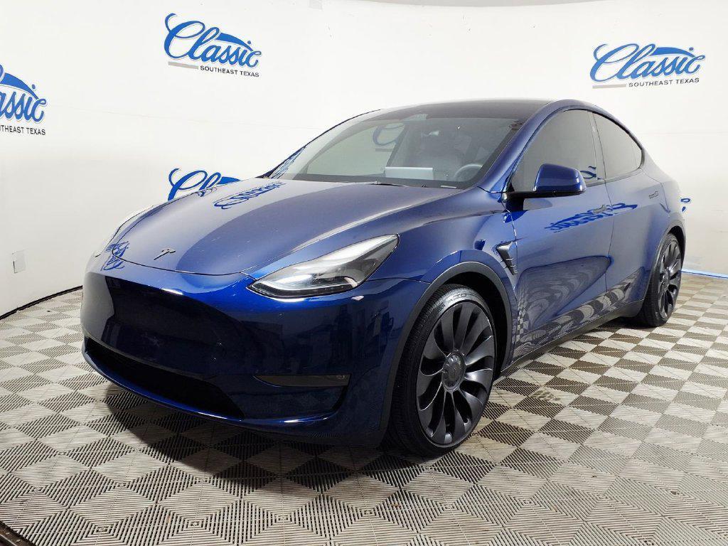 Tesla Model Y view 3