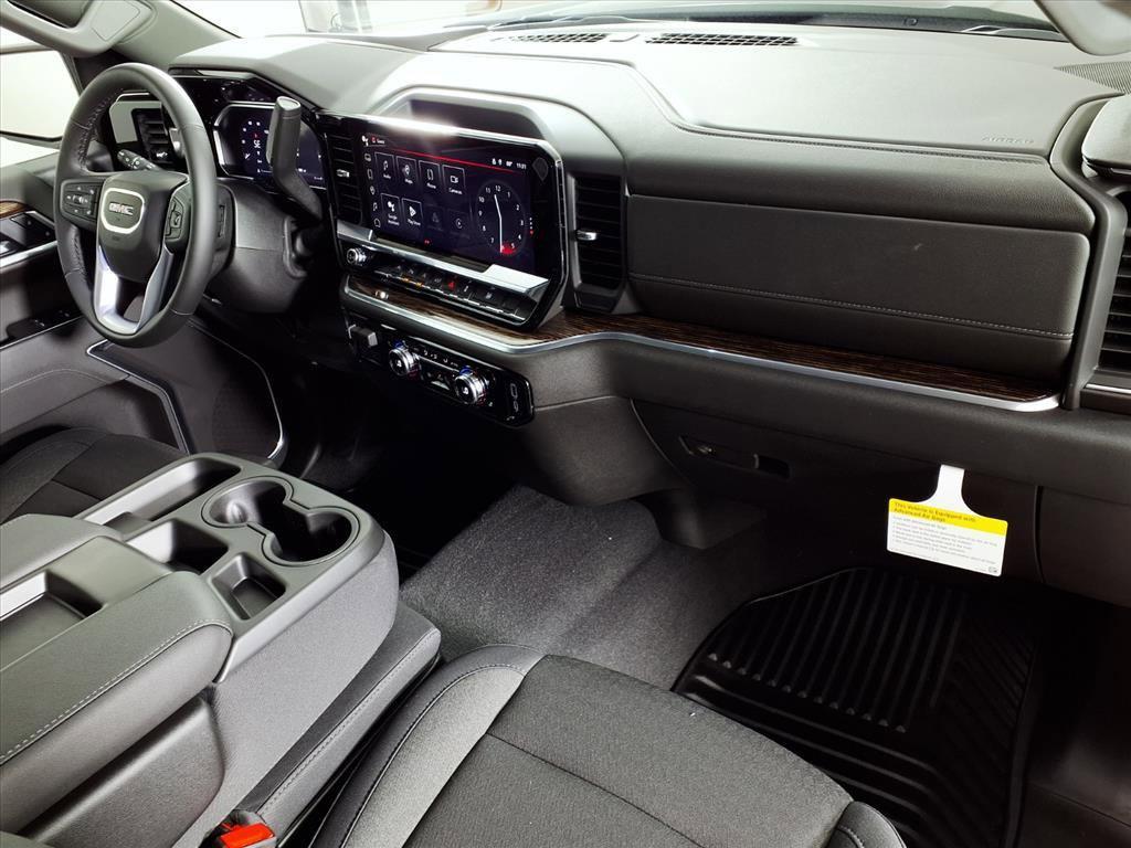 new 2026 GMC Sierra 1500 car, priced at $54,276