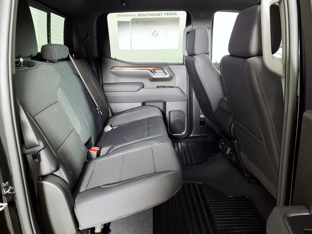 new 2026 GMC Sierra 1500 car, priced at $54,276