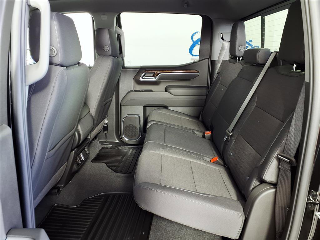 new 2026 GMC Sierra 1500 car, priced at $54,276
