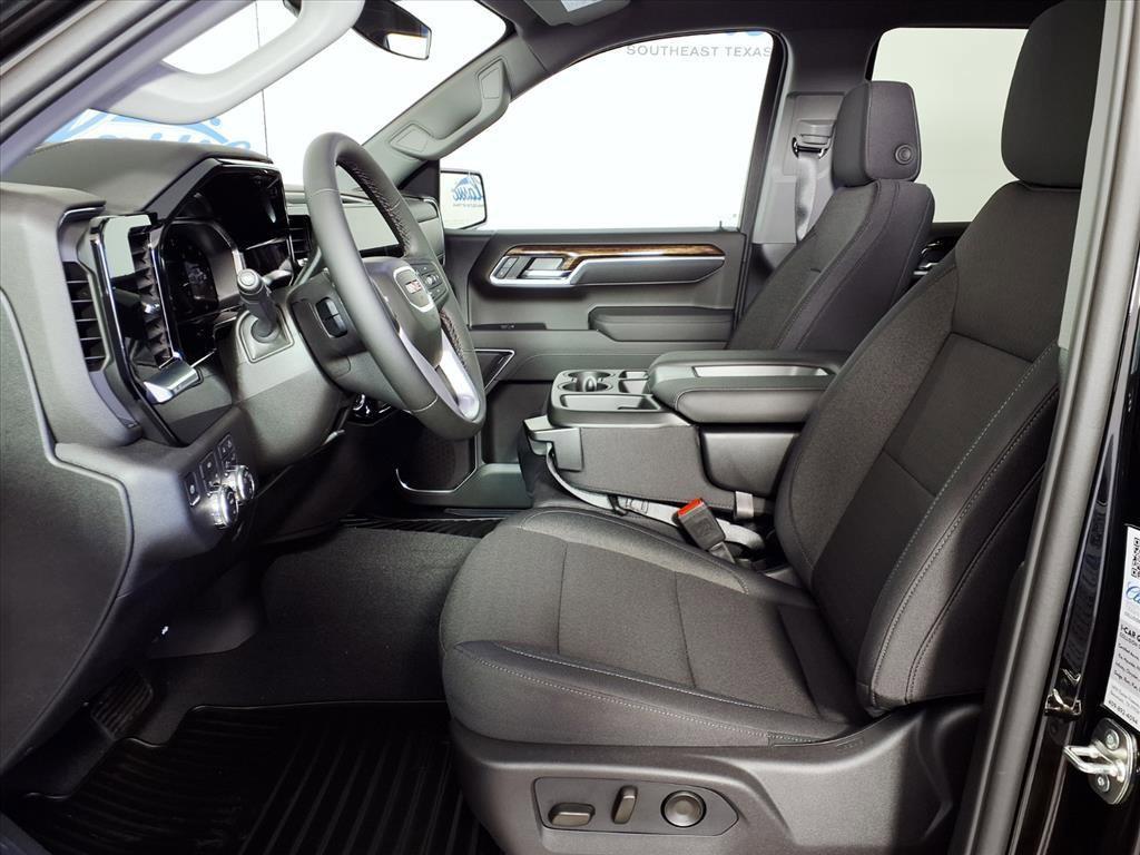 new 2026 GMC Sierra 1500 car, priced at $54,276