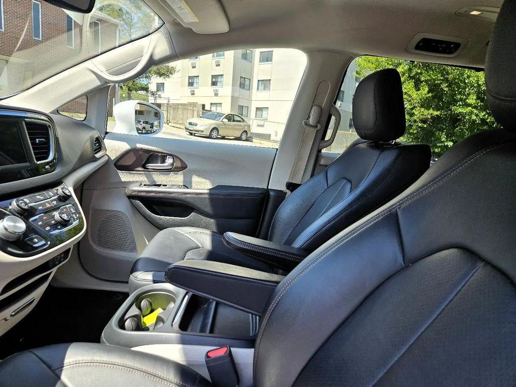 used 2018 Chrysler Pacifica car, priced at $12,995