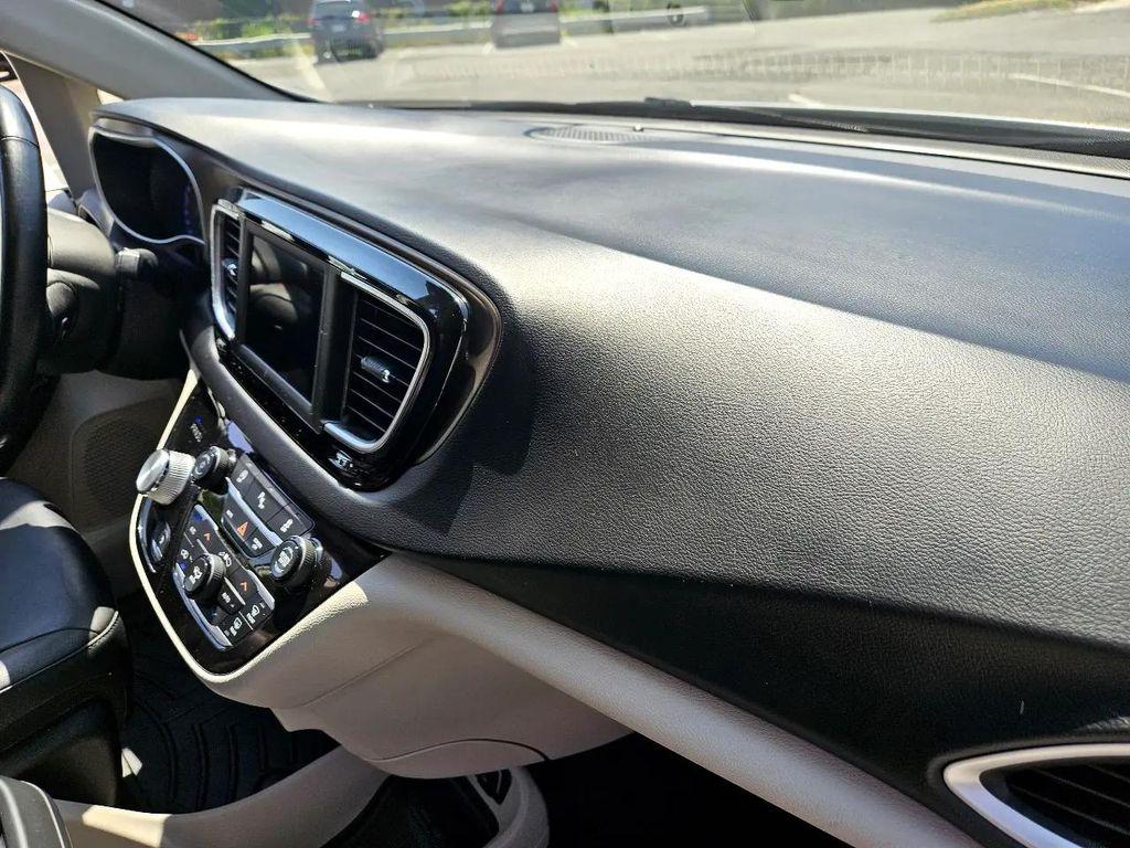 used 2018 Chrysler Pacifica car, priced at $12,995