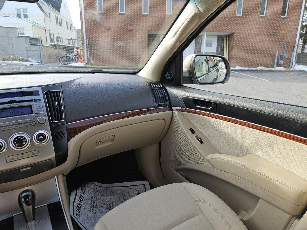 used 2010 Hyundai Veracruz car, priced at $3,700
