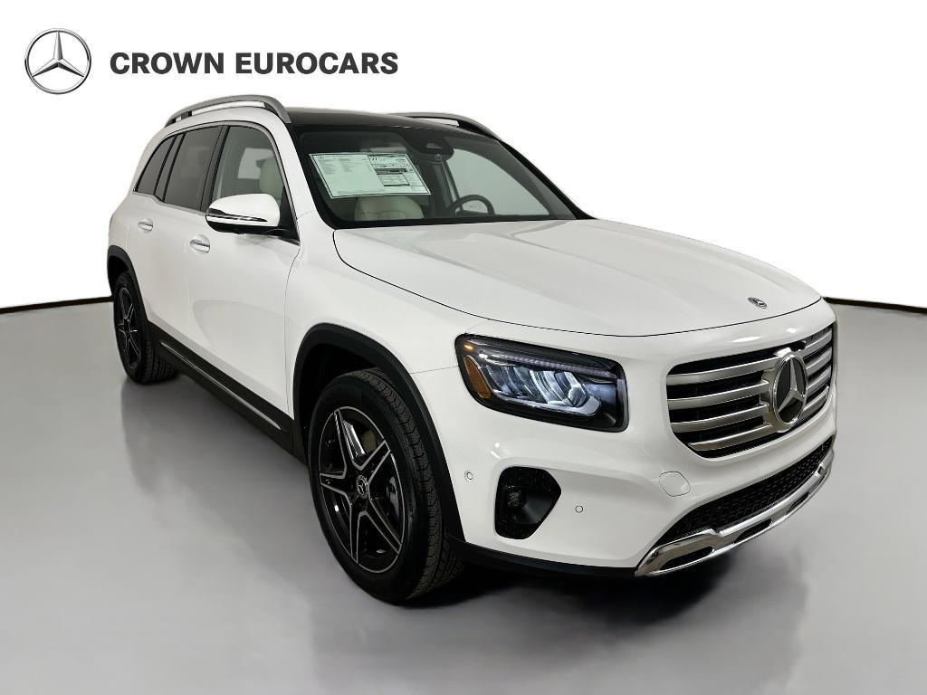 new 2026 Mercedes-Benz GLB 250 car, priced at $53,855