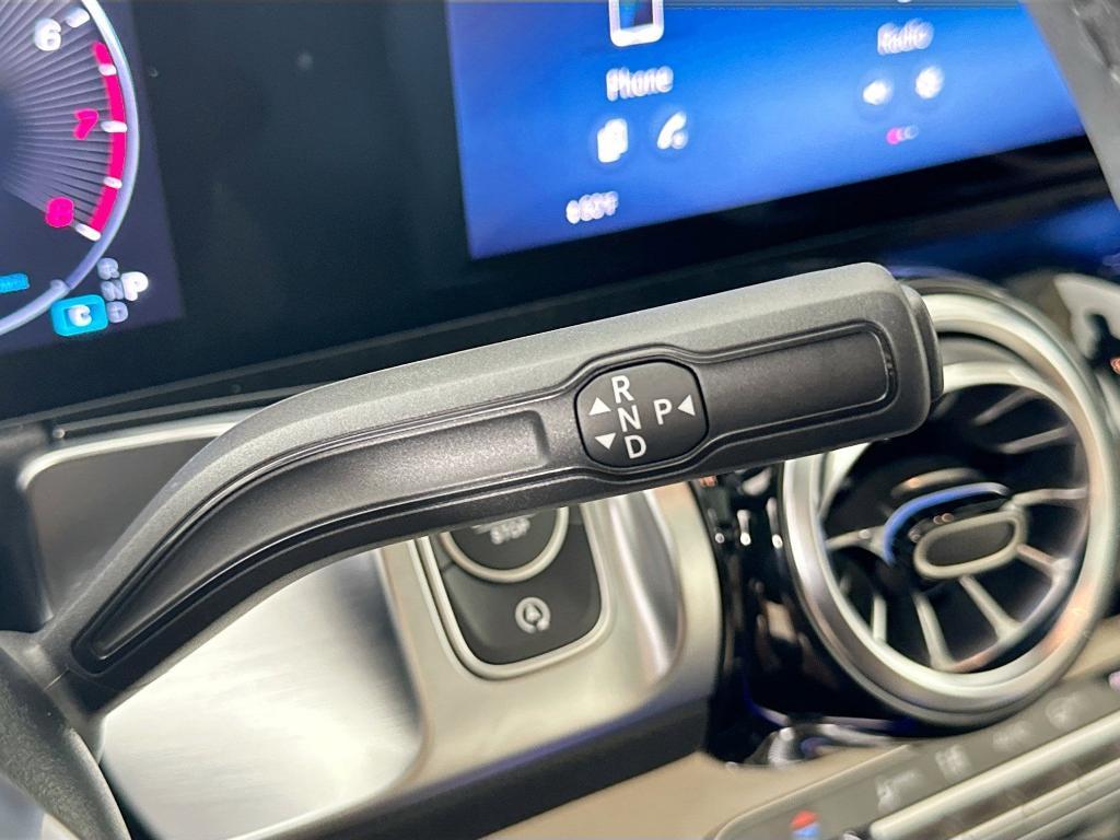 new 2026 Mercedes-Benz GLB 250 car, priced at $53,855