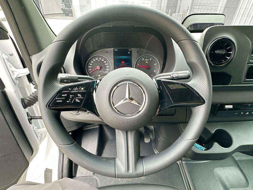 new 2025 Mercedes-Benz Sprinter 2500 car, priced at $58,812