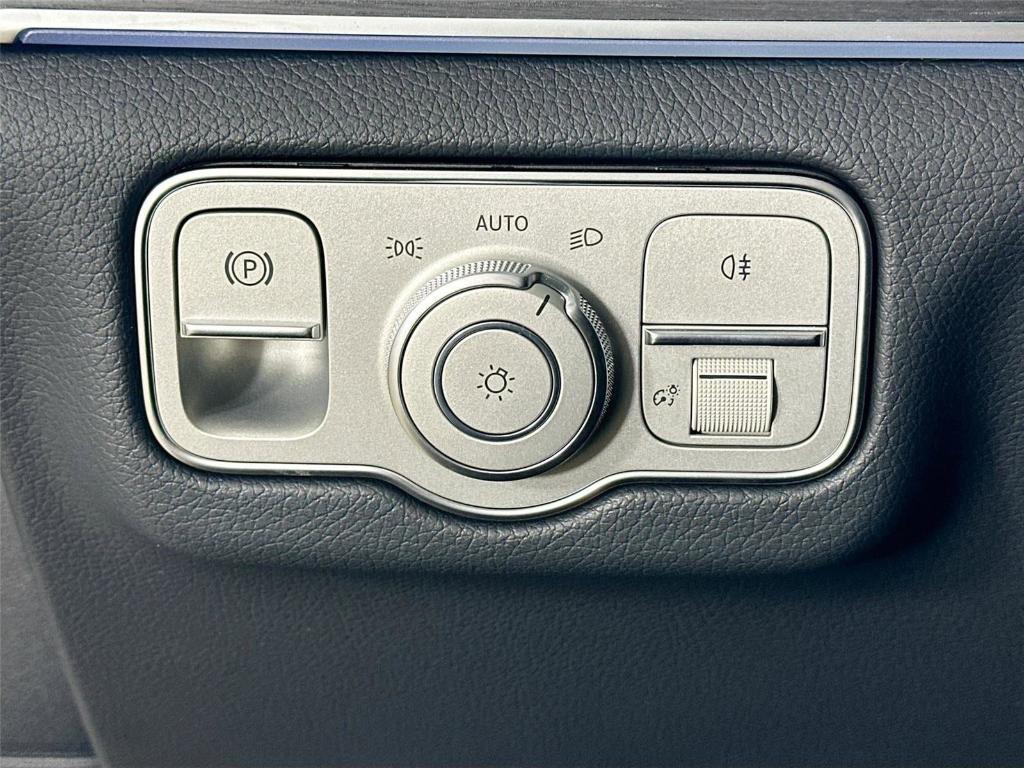 new 2026 Mercedes-Benz GLE 350 car, priced at $77,430