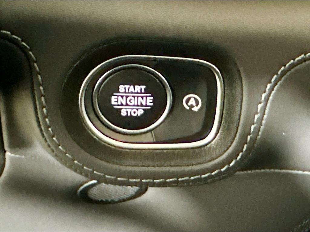 new 2026 Mercedes-Benz AMG GLE 53 car, priced at $109,130