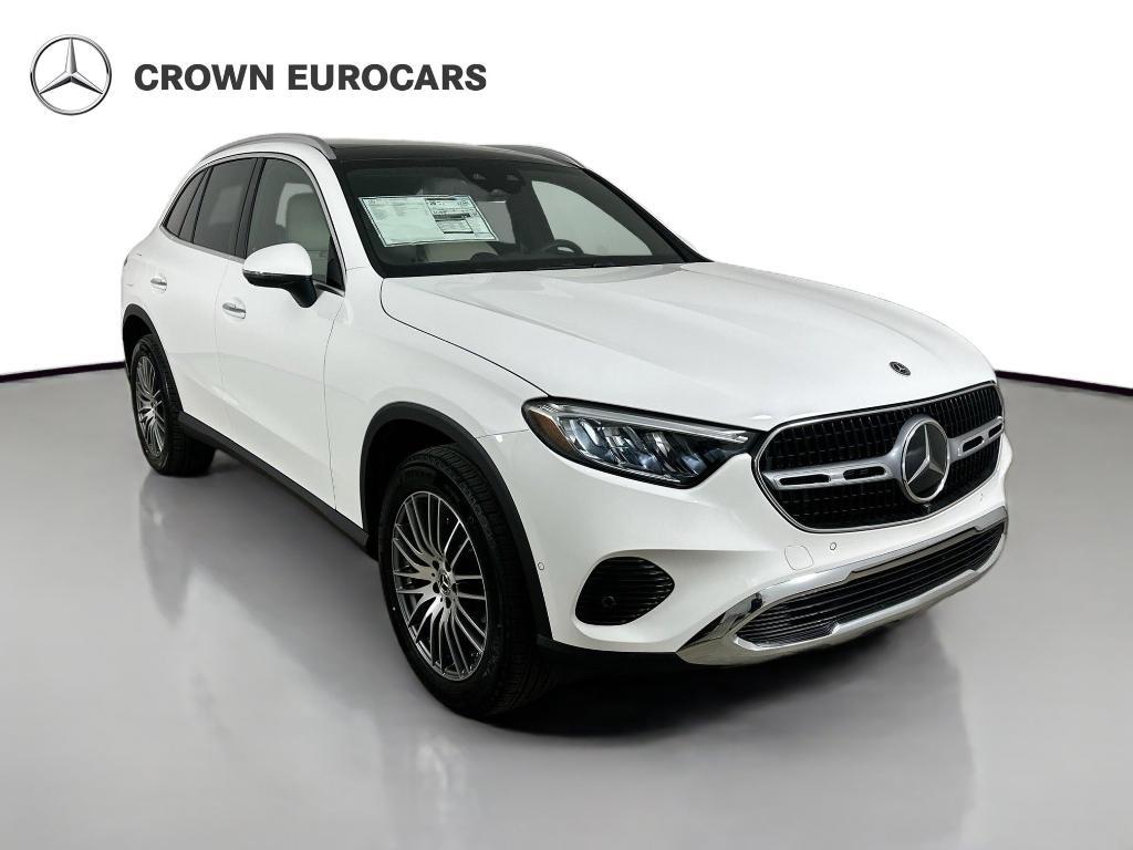 new 2026 Mercedes-Benz GLC 300 car, priced at $59,400