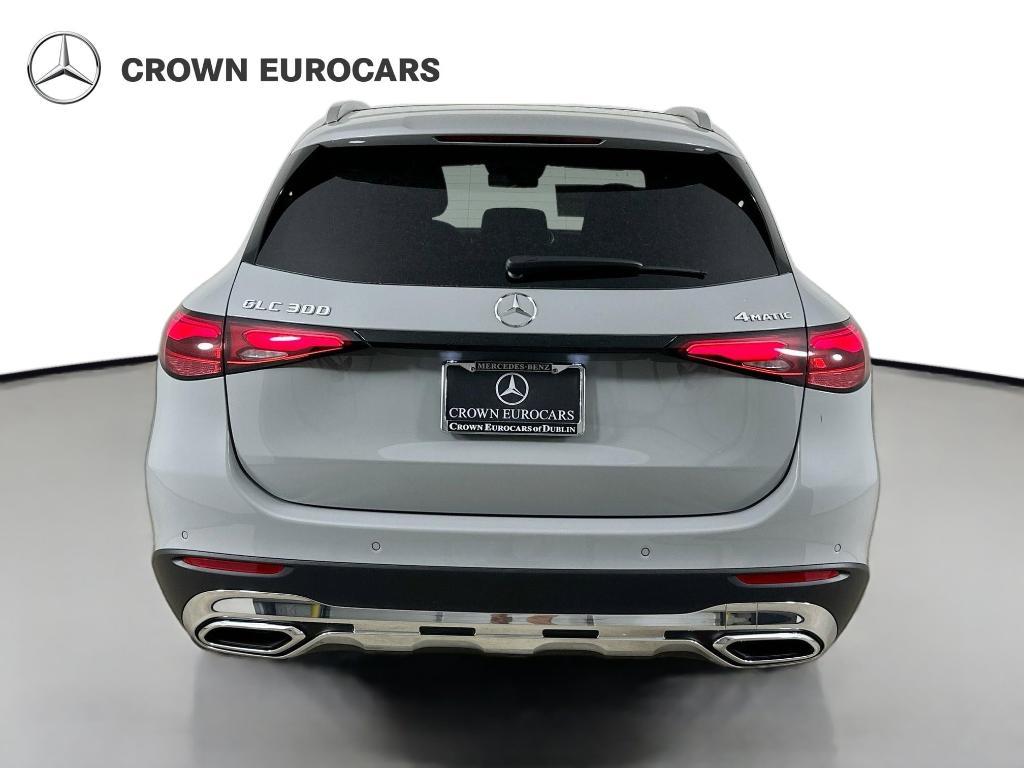 new 2026 Mercedes-Benz GLC 300 car, priced at $61,120